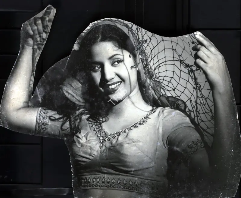 Murthy, V.K. (Cinematographer), Jaal, 1952 | Photographic Still | CinemaEducation | 00885596
