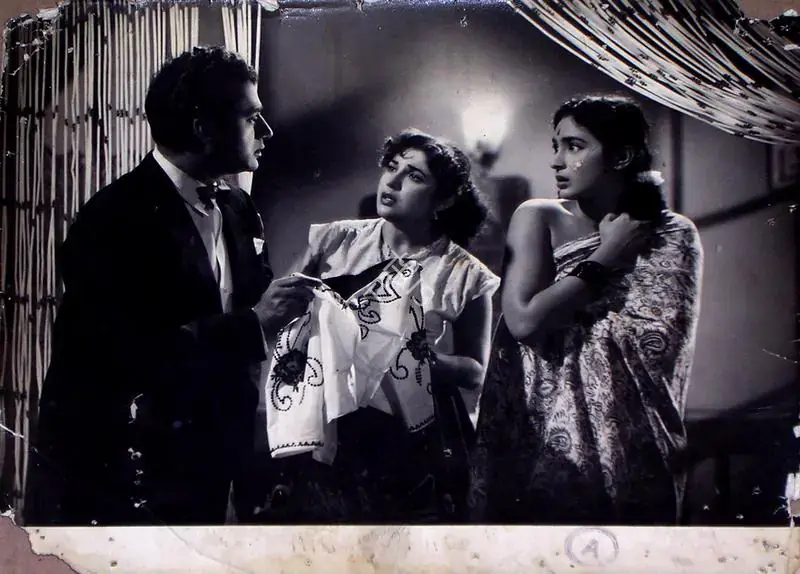 Agarwal, L.S. (Producer), Aakhri Dao, 1958 | Lobby Card | CinemaEducation | 00828894