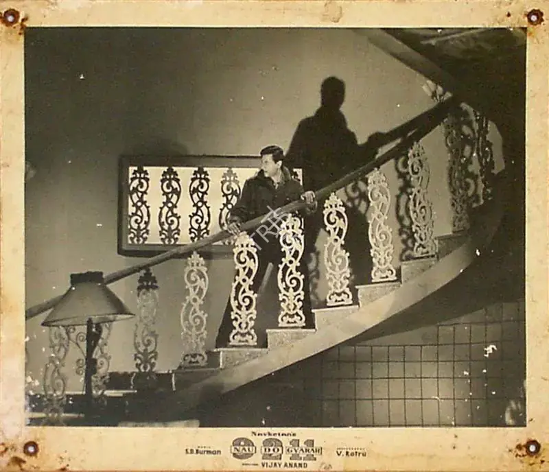 Ratra, V. (Cinematographer), Nau Do Gyarah, 1957 | Lobby Card | CinemaEducation | 00821009