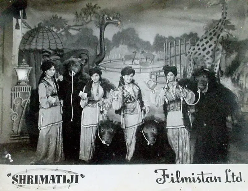 Johar, I.S. (Director), Shrimatiji, 1952 | Lobby Card | CinemaEducation | 00827811