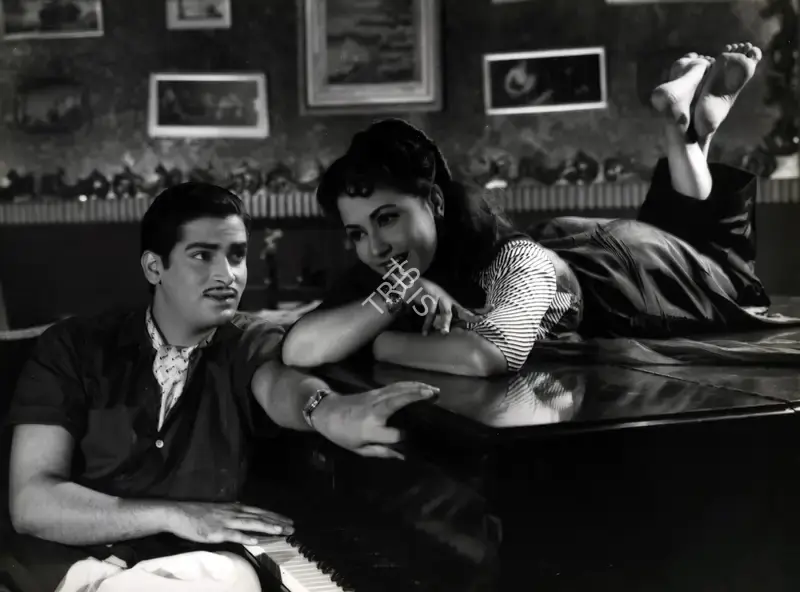 Malhotra, Prakash (Cinematographer), Mem Sahib, 1956 | Photographic Still | CinemaEducation | 00886294