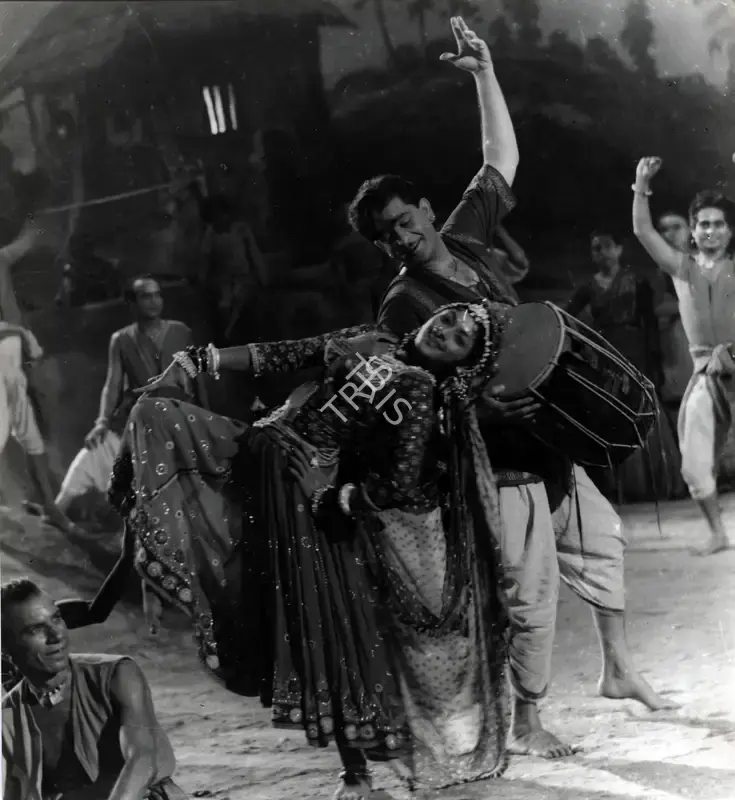 Pathare, Jaywant (Cinematographer), Aashiq, 1962 | Photographic Still | CinemaEducation | 00883753