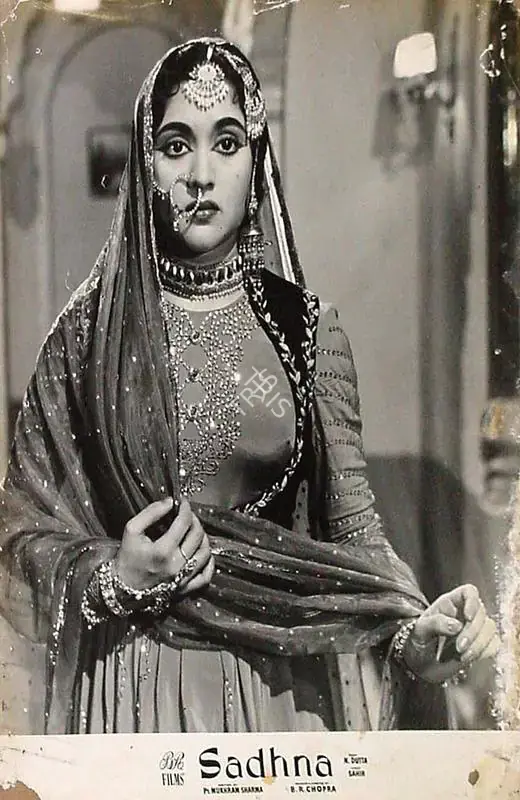 Malhotra, M.N. (Cinematographer), Sadhna, 1958 | Lobby Card | CinemaEducation | 00826389