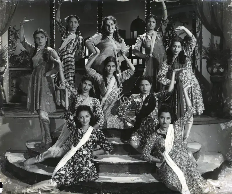 Mulvani, Khushi (Producer), Aabroo, 1956 | Photographic Still | CinemaEducation | 00883662