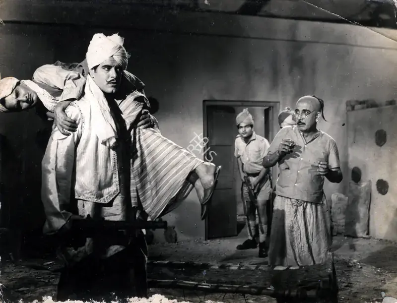 Malik, Hari (Producer), Bahadur Dakoo, 1966 | Photographic Still | CinemaEducation | 00884135