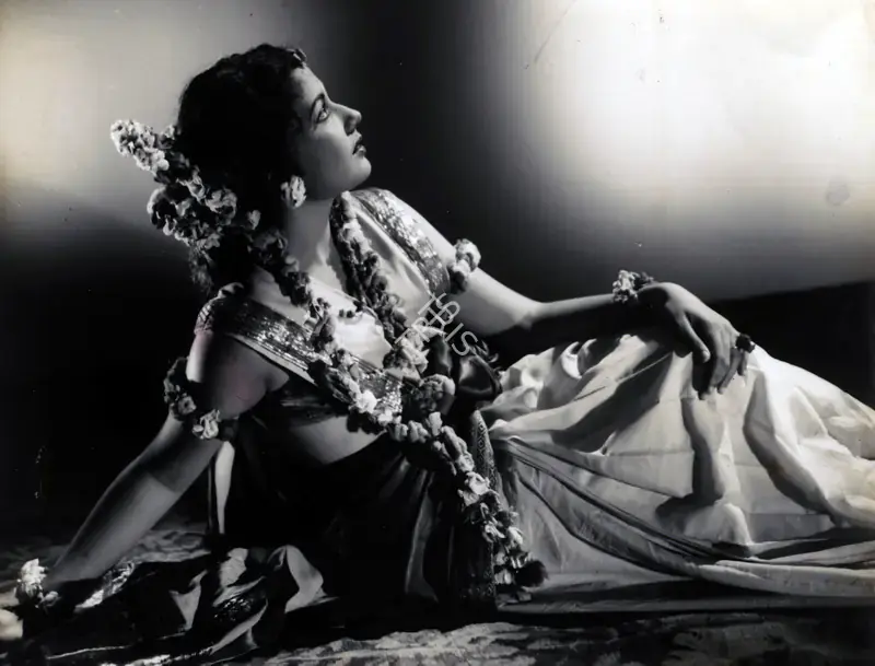 Wadadeker, Anant (Cinematographer), Laxmi Narayan, 1951 | Photographic Still | CinemaEducation | 00886001