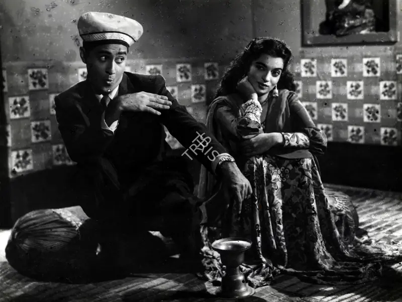 Ratra, V. (Cinematographer), Funtoosh, 1956 | Photographic Still | CinemaEducation | 00885227