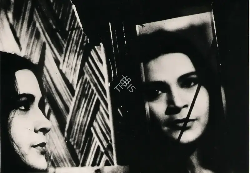 Gupta, Dinen (Cinematographer), Meghe Dhaka Tara, 1960 | Photographic Still | CinemaEducation | 00857118