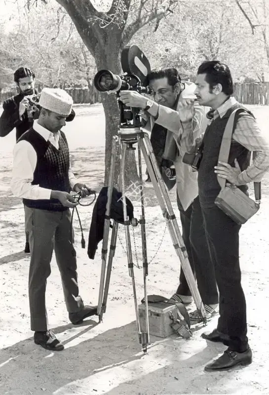 Ghosh, Nemai (Still Photographer), The Inner Eye, 1972 | Working Still | CinemaEducation | 00891592