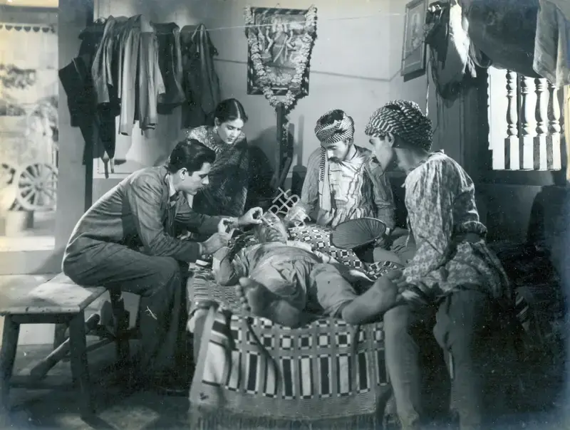 Reddy, V.N. (Cinematographer), Aag, 1948 | Photographic Still | CinemaEducation | 00883679