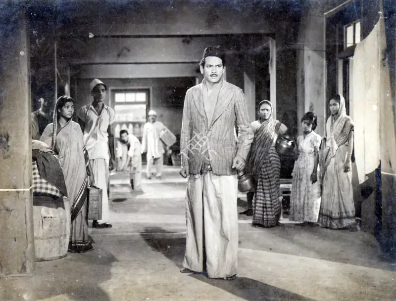 Thakur, Ramchandra (Director), Garibi, 1949 | Photographic Still | CinemaEducation | 00885246