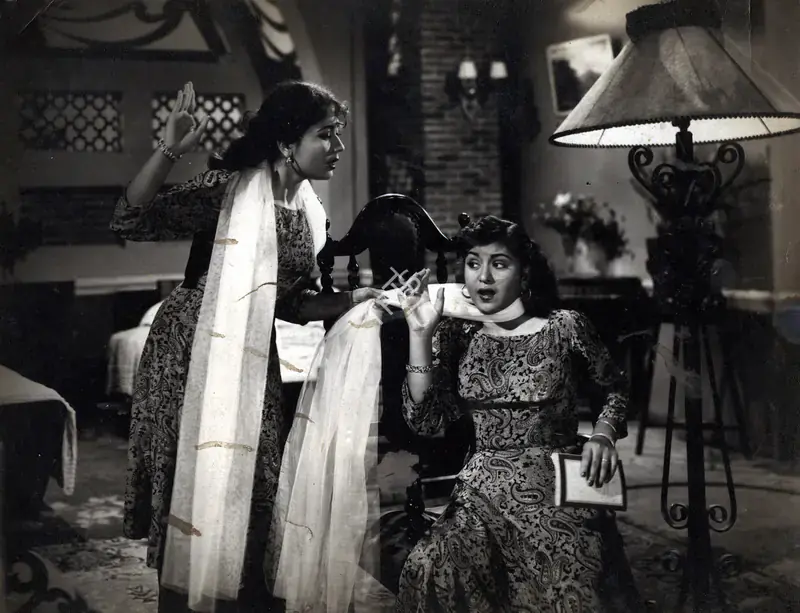 Divecha, Dwarka (Cinematographer), Shararat, 1959 | Photographic Still | CinemaEducation | 00888328