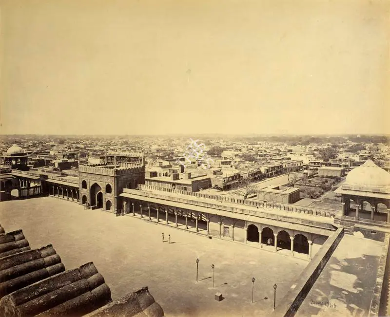 Bourne, Samuel (Photographer). Courtyard of Jami Masjid, Delhi - A Group of forty five Studies. Albumen print, Mid 1860s | Antiquarian Photograph | Photography | 00115992