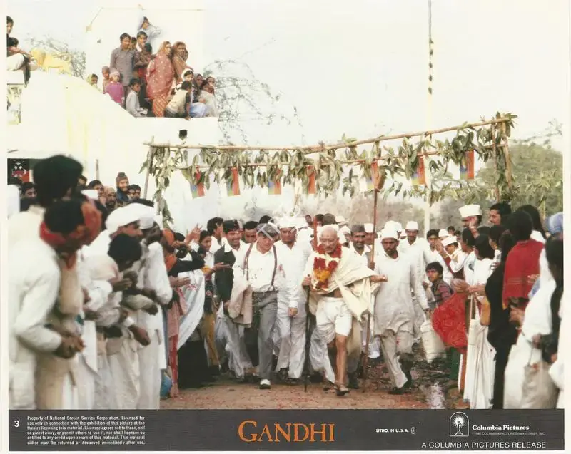 Taylor, Ronnie (Cinematographer), Gandhi, 1982 | Lobby Card | CinemaEducation | 00789461