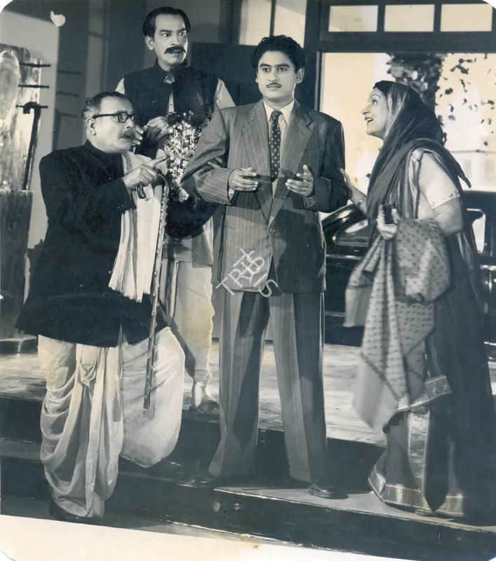 Gupta, Dilip (Cinematographer), Madh Bhare Nain, 1955 | Photographic Still | CinemaEducation | 00886089
