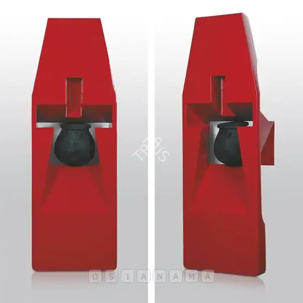 Komu, Riyas (Artist). Keep Cooking (Blood Red Series 6), 2005 | Sculpture