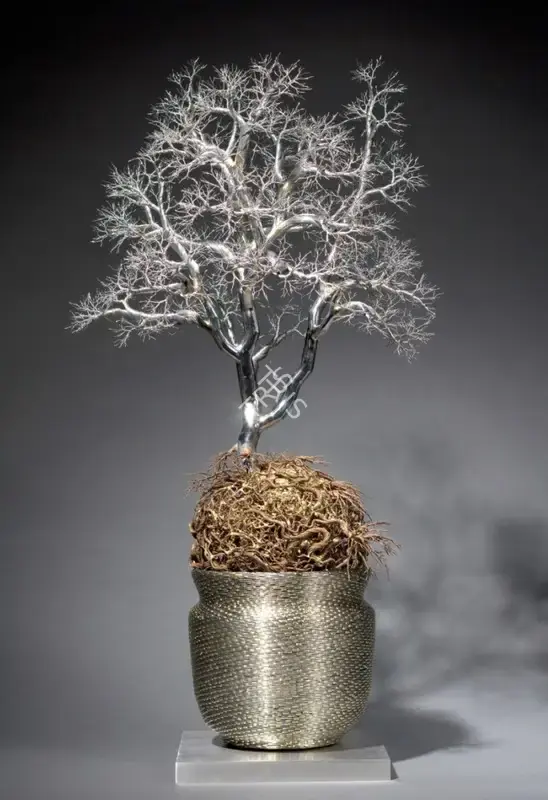 Singh, Dhananjay (Artist). Untitled. Stainless steel and aluminium, 2016 | Sculpture | FineArts | 00642092
