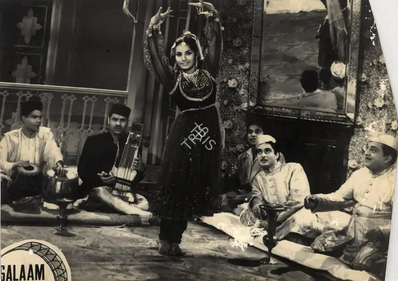 Baria, N.H. (Producer), Salaam Mem Saheb, 1961 | Photographic Still | CinemaEducation | 00887821