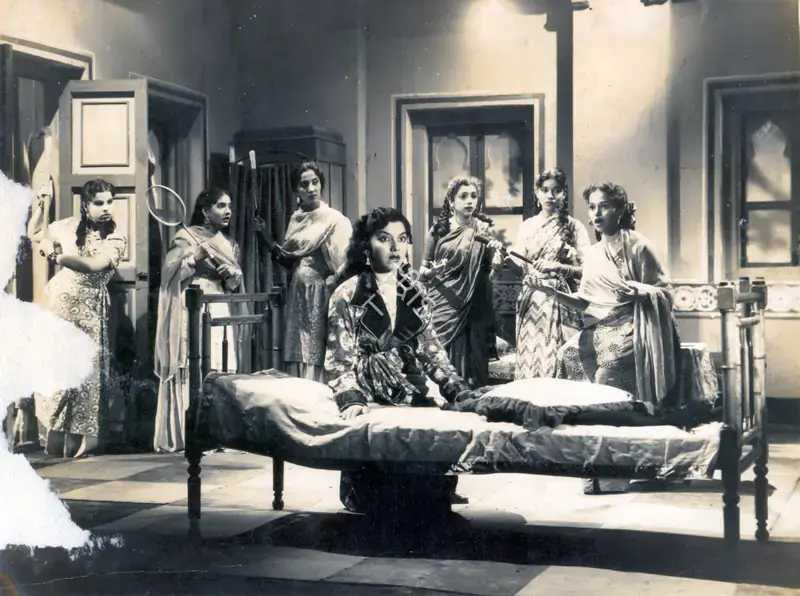 Wadia, J. B. H. (Producer), Pak Daman, 1957 | Photographic Still | CinemaEducation | 00886848