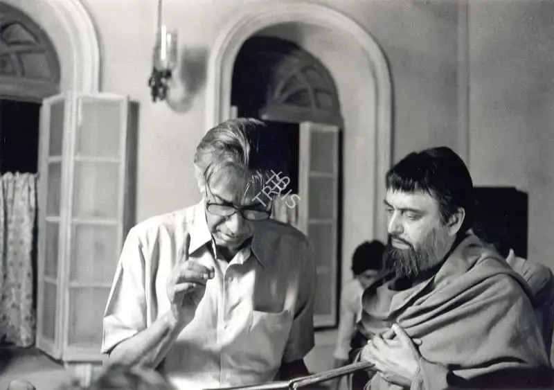 Ghosh, Nemai (Still Photographer), Shakha Proshakha, 1991 | Working Still | CinemaEducation | 00891628