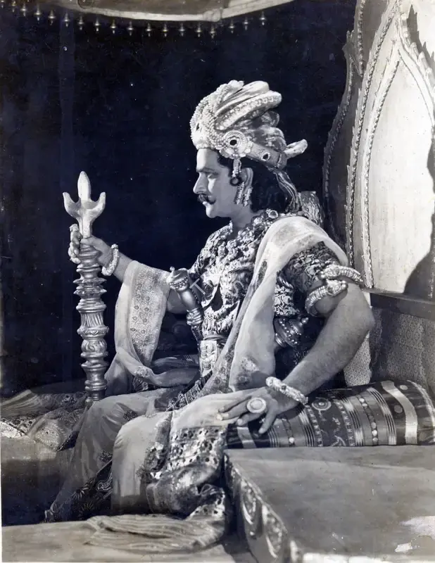 Bhatt, Shanker (Producer), Vikramaditya, 1945 | Photographic Still | CinemaEducation | 00888347