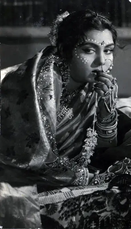 Nadiadwala, A.A. (Producer), Pehli Raat, 1959 | Photographic Still | CinemaEducation | 00887050