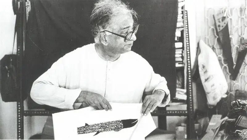 Unknown (Photographer). K. G. Subramanyan in his studio, n.d | Contemporary Photograph