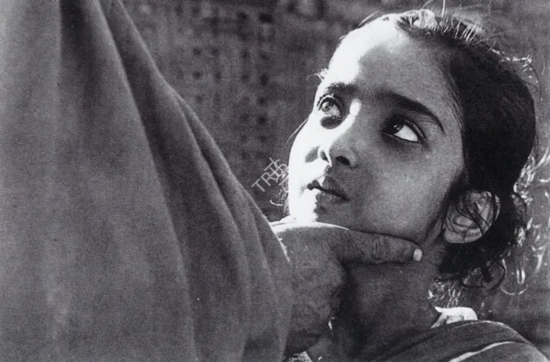 Jhunjhunwala, Radheshyam (Producer), Subarnarekha, 1965 | Photographic Still, Rows and Rows of Fences, 2000 | CinemaEducation | 00457628