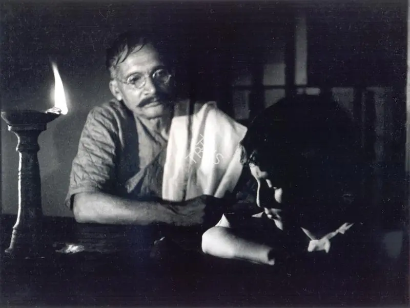 Roy, Soumendu (Cinematographer), Rabindranath Tagore, 1961 | Photographic Still | CinemaEducation | 00891399