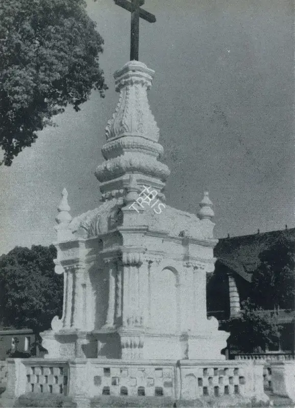 Menezes, Aires (Photographer). Monumental Cross of the Church of Espirito Santo, Margao, n.d. | Contemporary Photograph