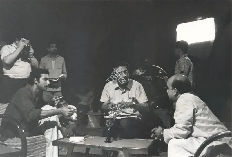 Ghosh, Nemai (Still Photographer), Seema Baddha, 1971 | Working Still | CinemaEducation | 00891624