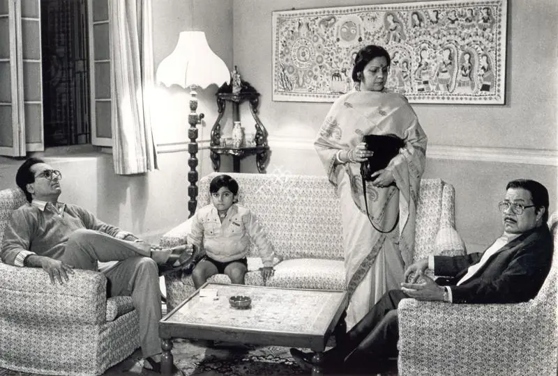 Raha, Barun (Cinematographer), Shakha Proshakha, 1991 | Photographic Still | CinemaEducation | 00891440