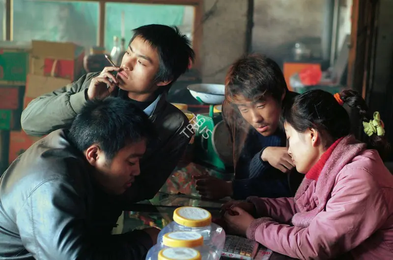 Jie, Han (Director), Walking on the Wild Side, 2006 | Photographic Still | CinemaEducation | 00857059