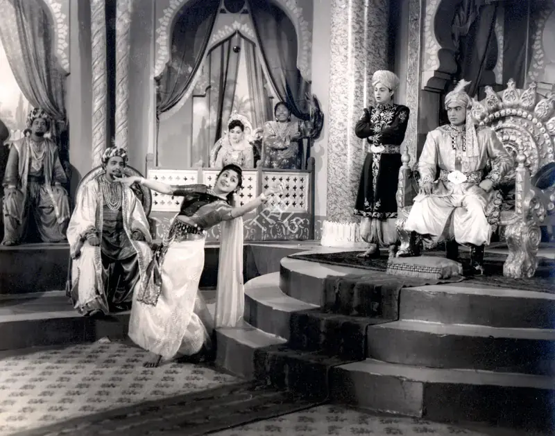 Mehra, F.C. (Producer), Qaidi, 1957 | Photographic Still | CinemaEducation | 00887396