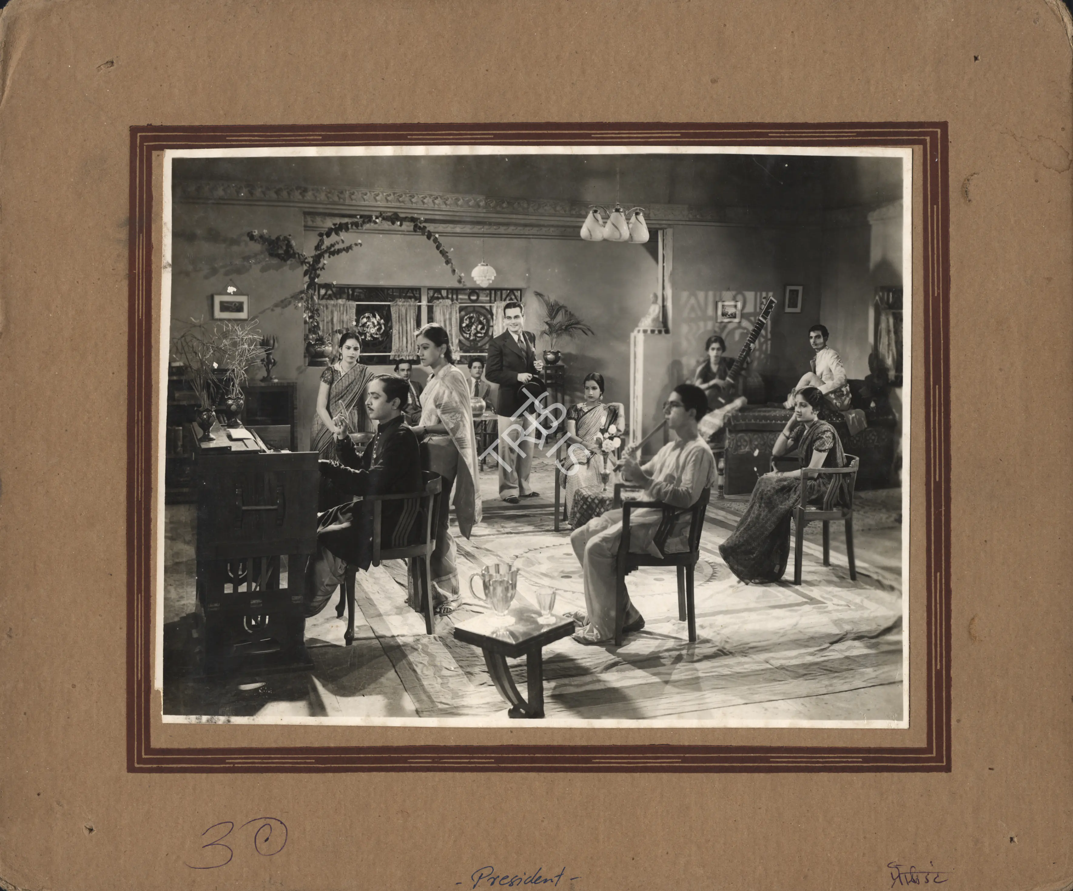 Bose, Nitin (Cinematographer), Badi Bahen, 1937 | Photographic Still Mounted on Lobby Card | CinemaEducation | 00764677