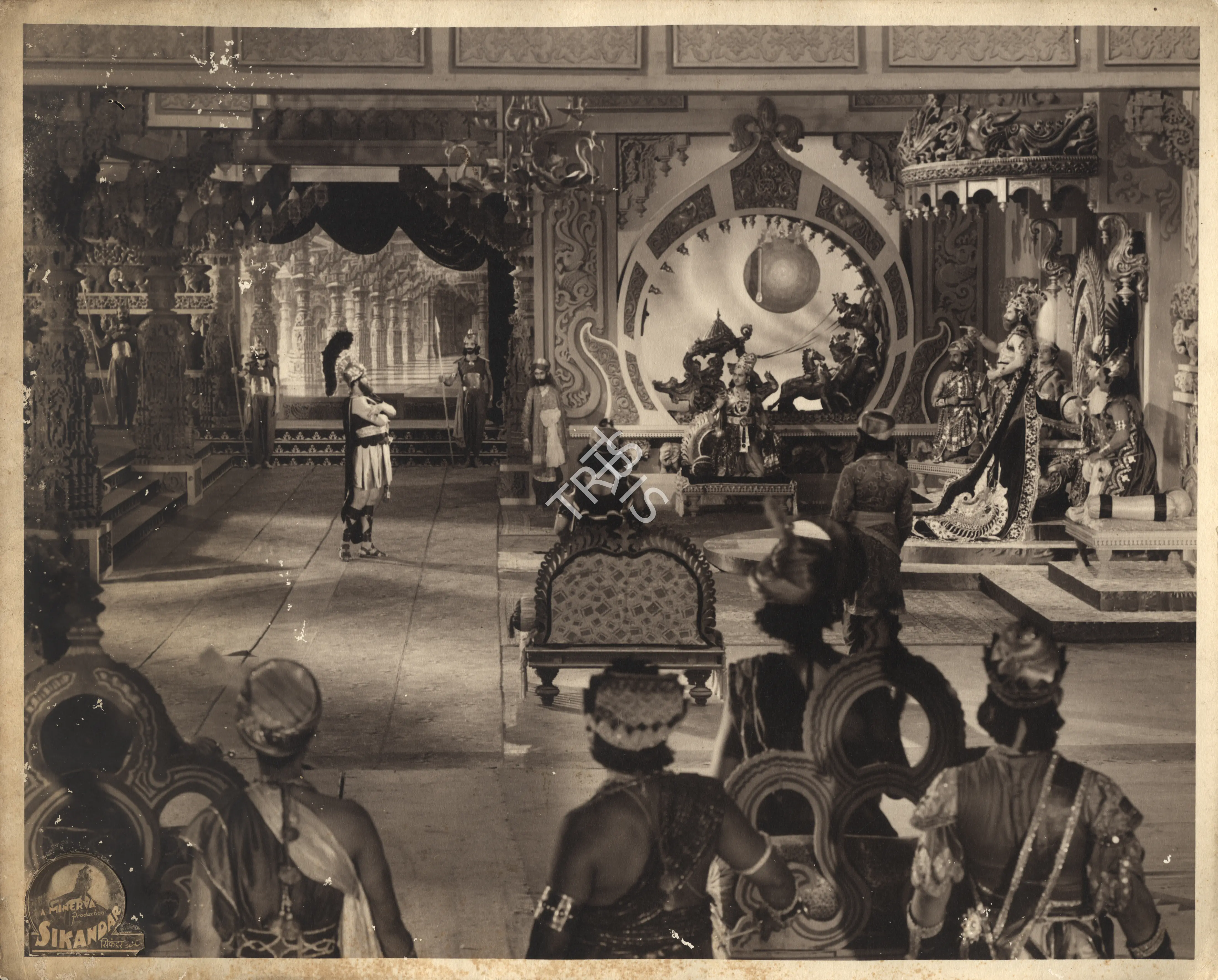 Sarpotdar, Y.D. (Cinematographer), Sikandar, 1941 | Photographic Still Mounted on Lobby Card | CinemaEducation | 00765650
