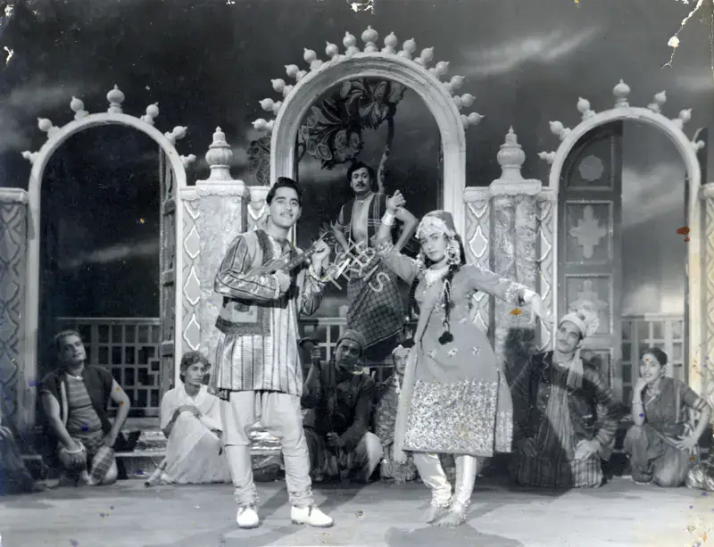 Nadiadwala, A.A. (Producer), Pehli Raat, 1959 | Photographic Still | CinemaEducation | 00887048