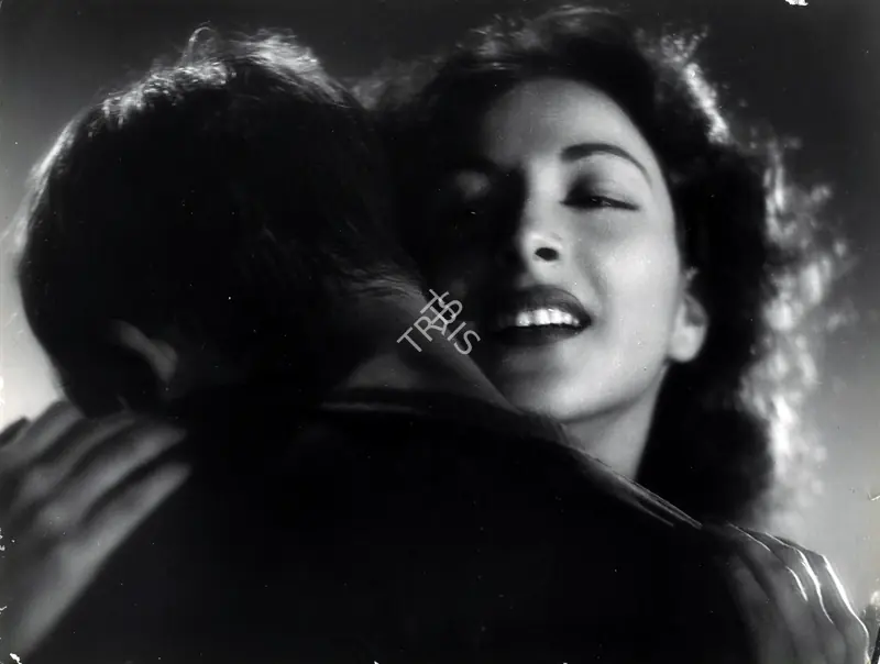Karmakar, Radhu (Cinematographer), Awara, 1951 | Photographic Still | CinemaEducation | 00884014