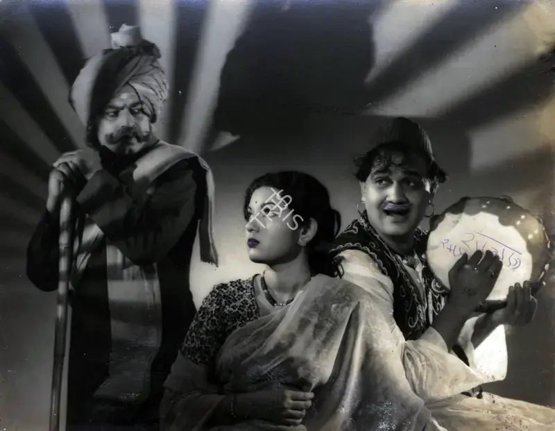 Sadiq, M. (Director), Sabak, 1950 | Photographic Still | CinemaEducation | 00887771