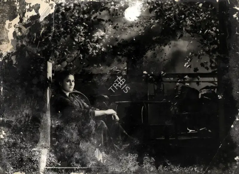 Issac, P. (Cinematographer), Jugnu, 1947 | Photographic Still | CinemaEducation | 00885782