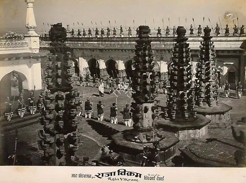 Desai, Dhirubhai (Director), Raja Vikram, 1957 | Lobby Card | CinemaEducation | 00825813