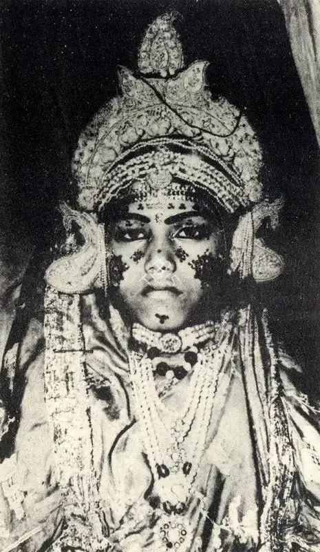 Unknown (Photographer). Janaki. n.d. | Contemporary Photograph, Journal of Arts & Ideas, January-March 1988 | Photography | 00677206