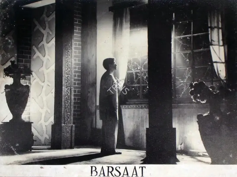 Mistry, Jal (Cinematographer), Barsaat, 1949 | Lobby Card | CinemaEducation | 00815512