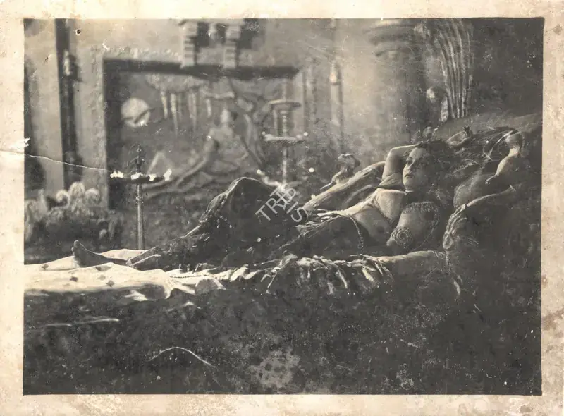 Sinha, Mohan (Director), Jalpari, 1952 | Photographic Still | CinemaEducation | 00889194
