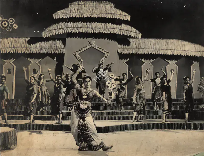 Gupta, Dilip (Cinematographer), Jab Pyar Kisise Hota Hai, 1961 | Photographic Still | CinemaEducation | 00885606