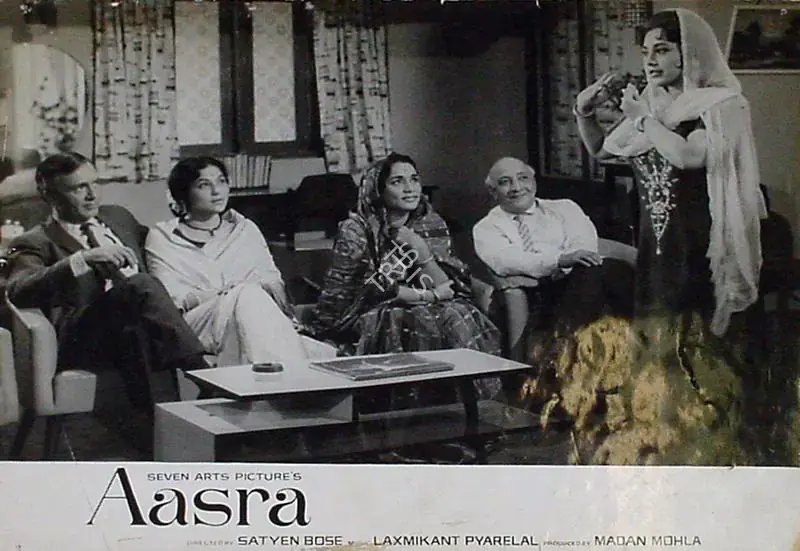 Sinha, Madan (Cinematographer), Aasra, 1966 | Lobby Card | CinemaEducation | 00829224