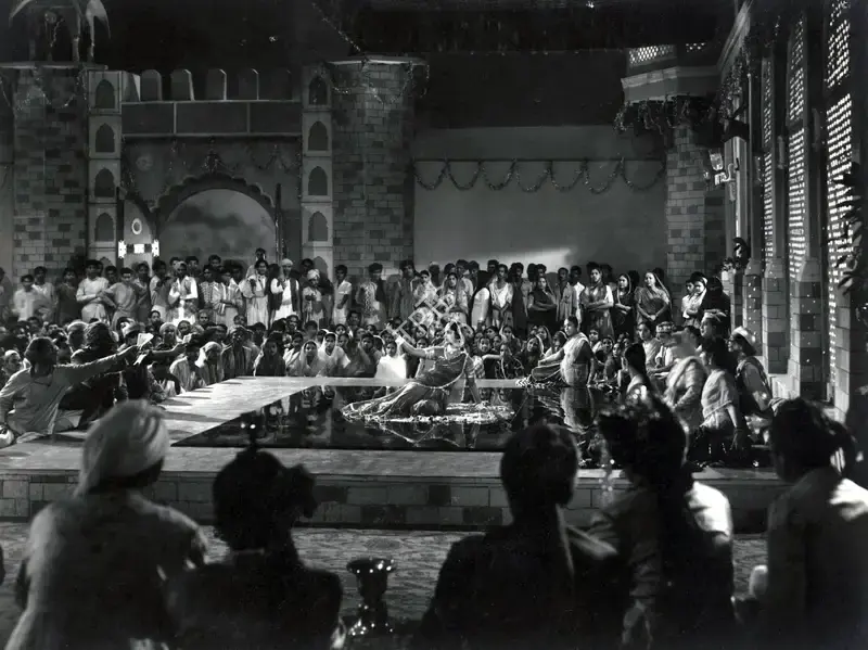 Bhattacharjee, Apurba (Cinematographer), Mujhe Jeene Do, 1963 | Photographic Still | CinemaEducation | 00886506