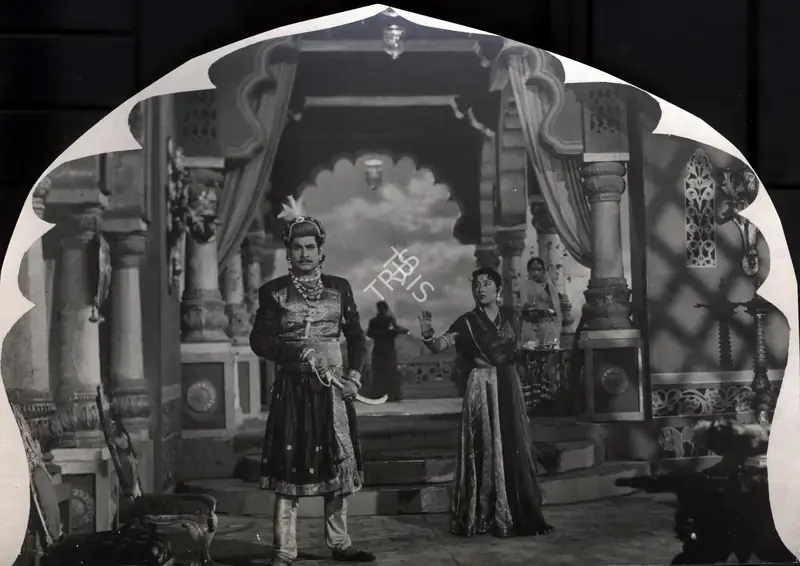Chokshi, Vallabh (Producer), Delhi Darbar, 1956 | Photographic Still | CinemaEducation | 00884862