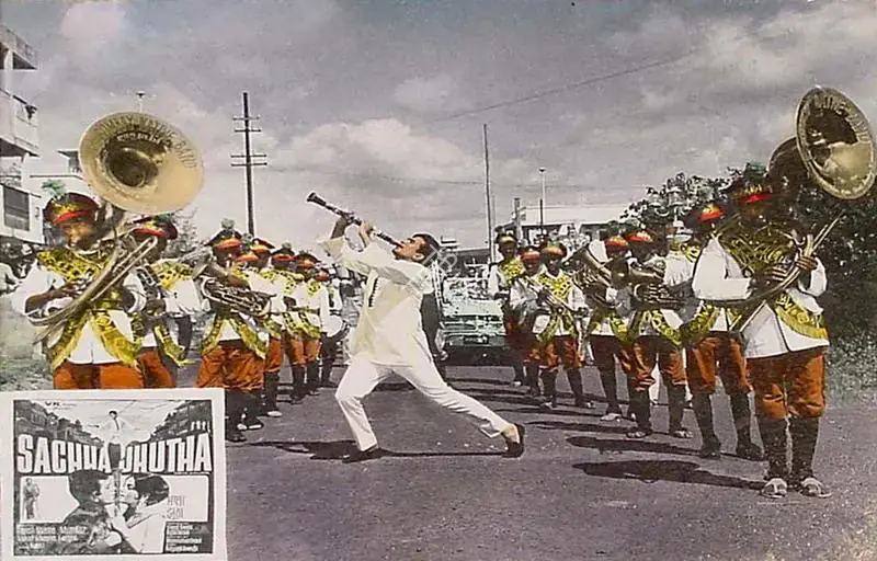 Desai, Rajni (Producer), Sachaa Jhutha, 1970 | Lobby Card | CinemaEducation | 00826356