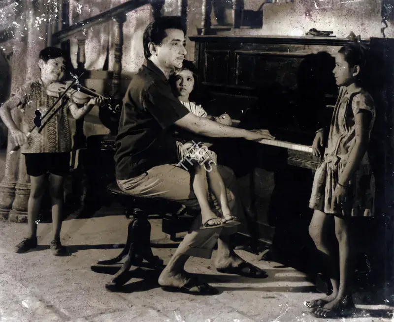 Barjatya, Tarachand (Producer), Taqdeer, 1967 | Photographic Still | CinemaEducation | 00887715